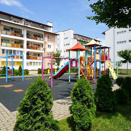 Hunyadi Budget Ciresica Сибиу Екстериор снимка